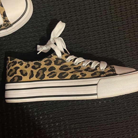 Forever 21 sz 7 - Picture 1 of 7